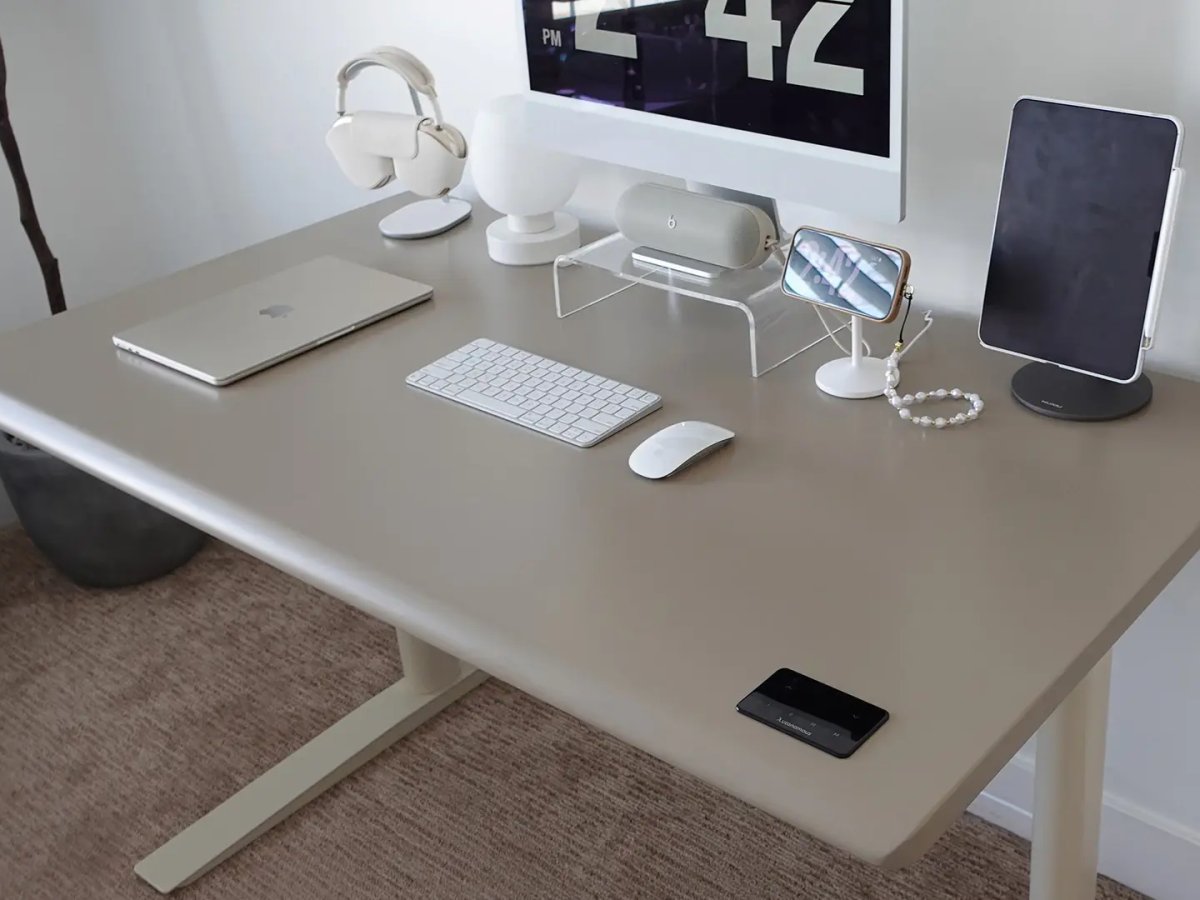 Desk Pro